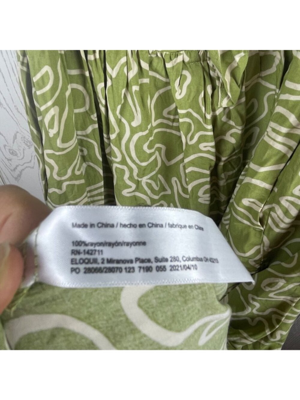 Eloquii Green Abstract Print Maxi Dress With Puff Sleeves & Tie Front Size 18 - Picture 5 of 9
